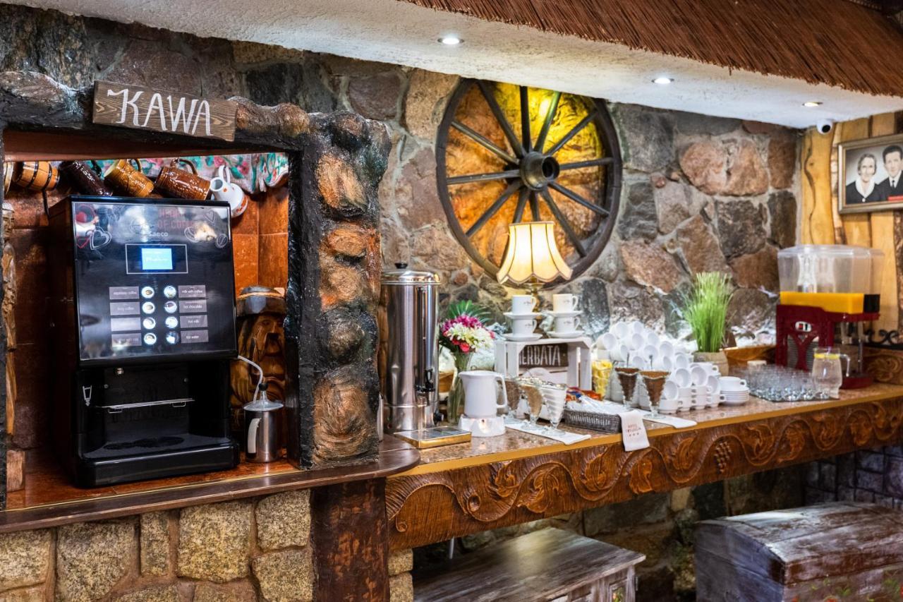 Hotel Trylogia Зелонка Екстериор снимка