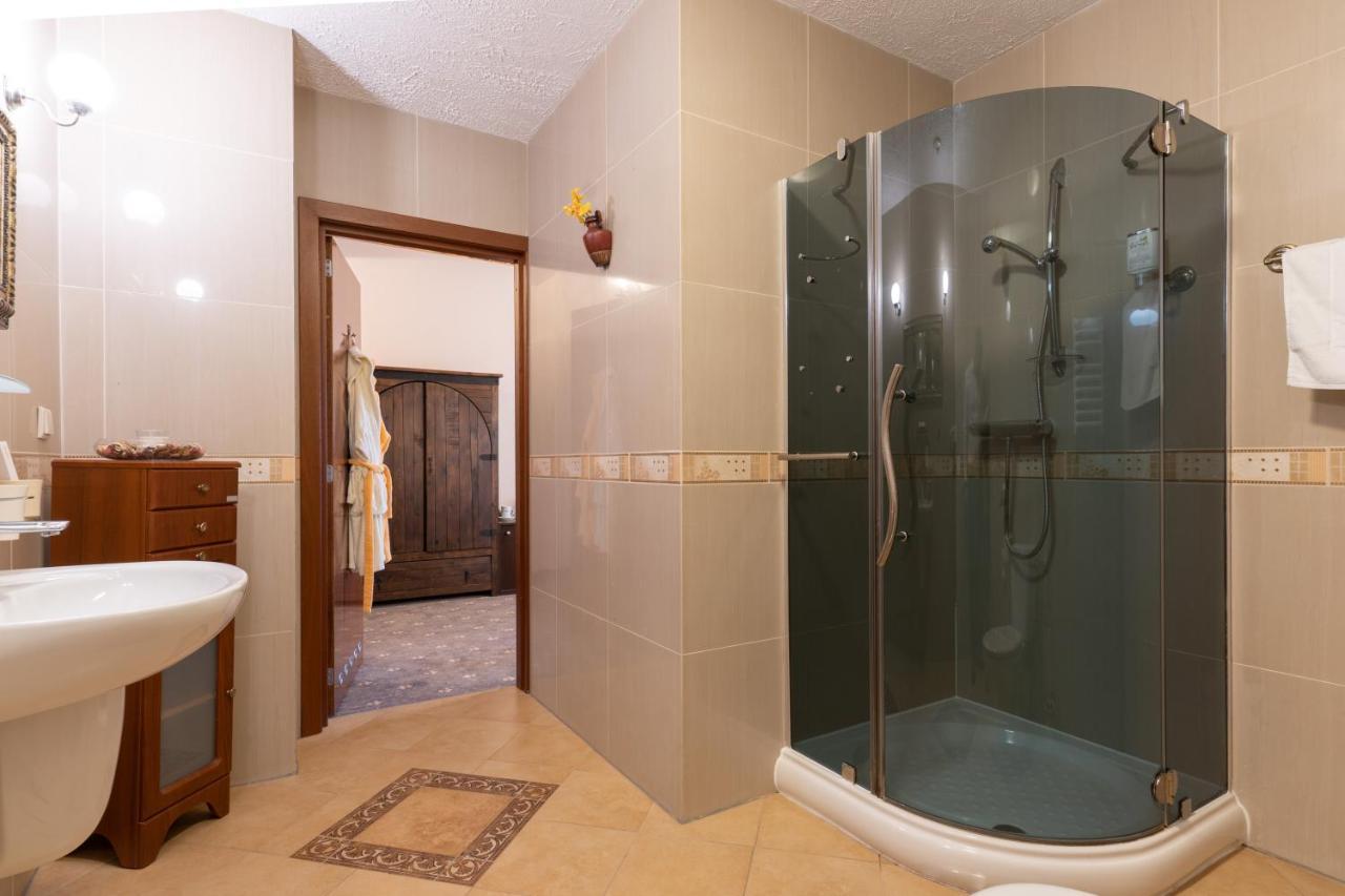 Hotel Trylogia Зелонка Екстериор снимка