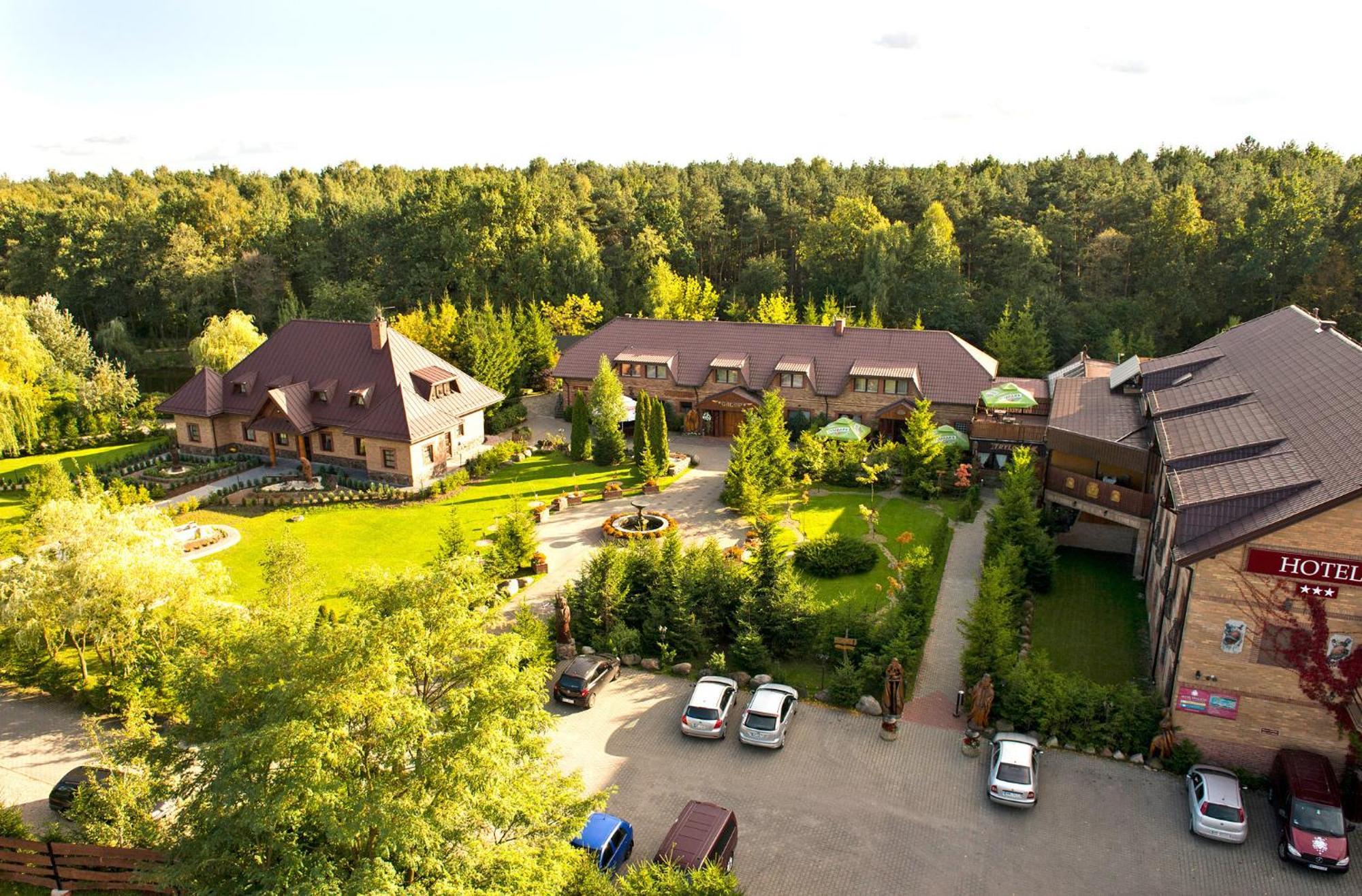 Hotel Trylogia Зелонка Екстериор снимка